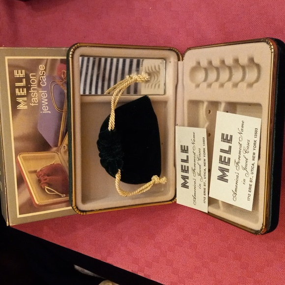 Mele jewelry box, NIB velvet - Picture 2 of 13